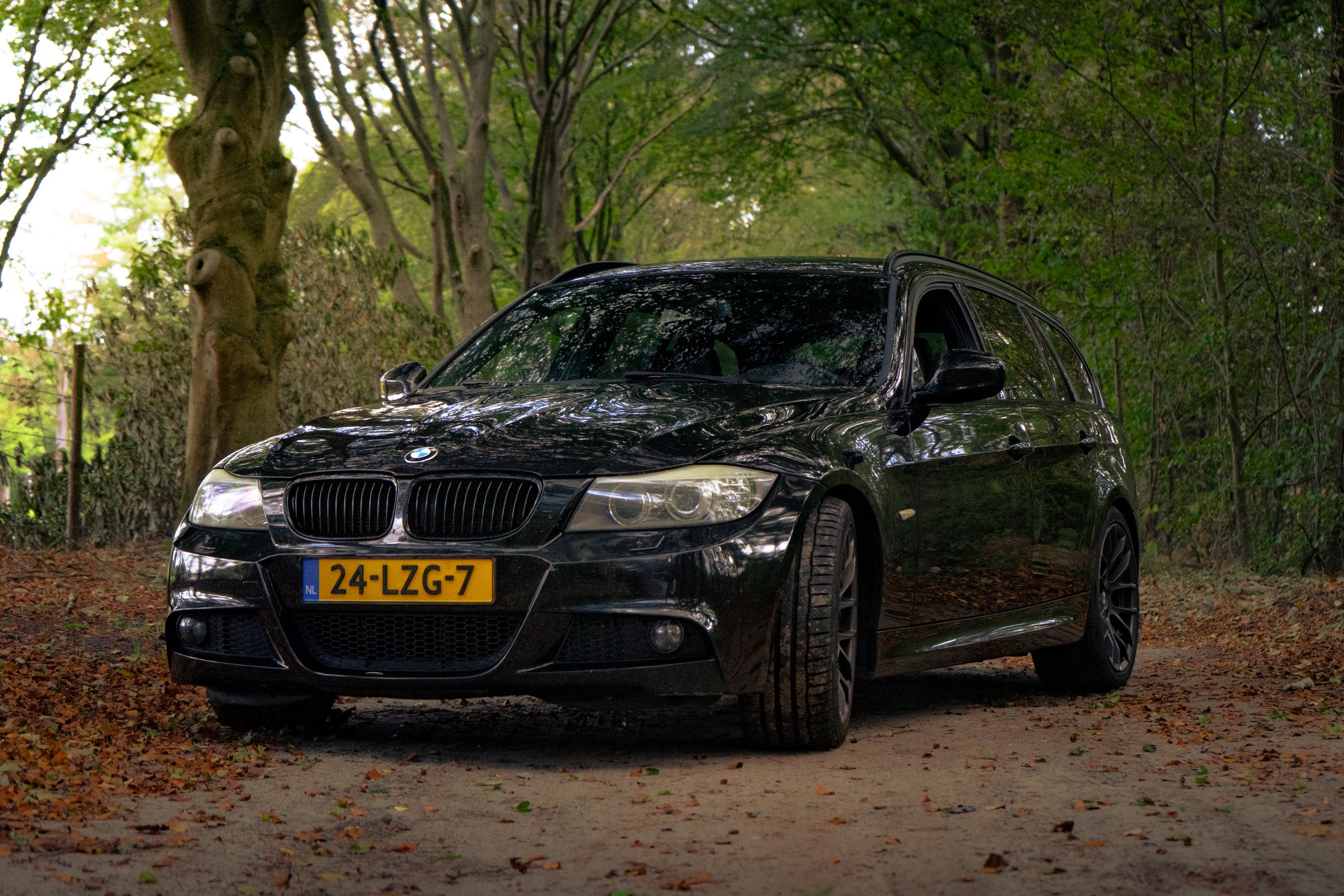 BMW 320i TOURING, foto 1